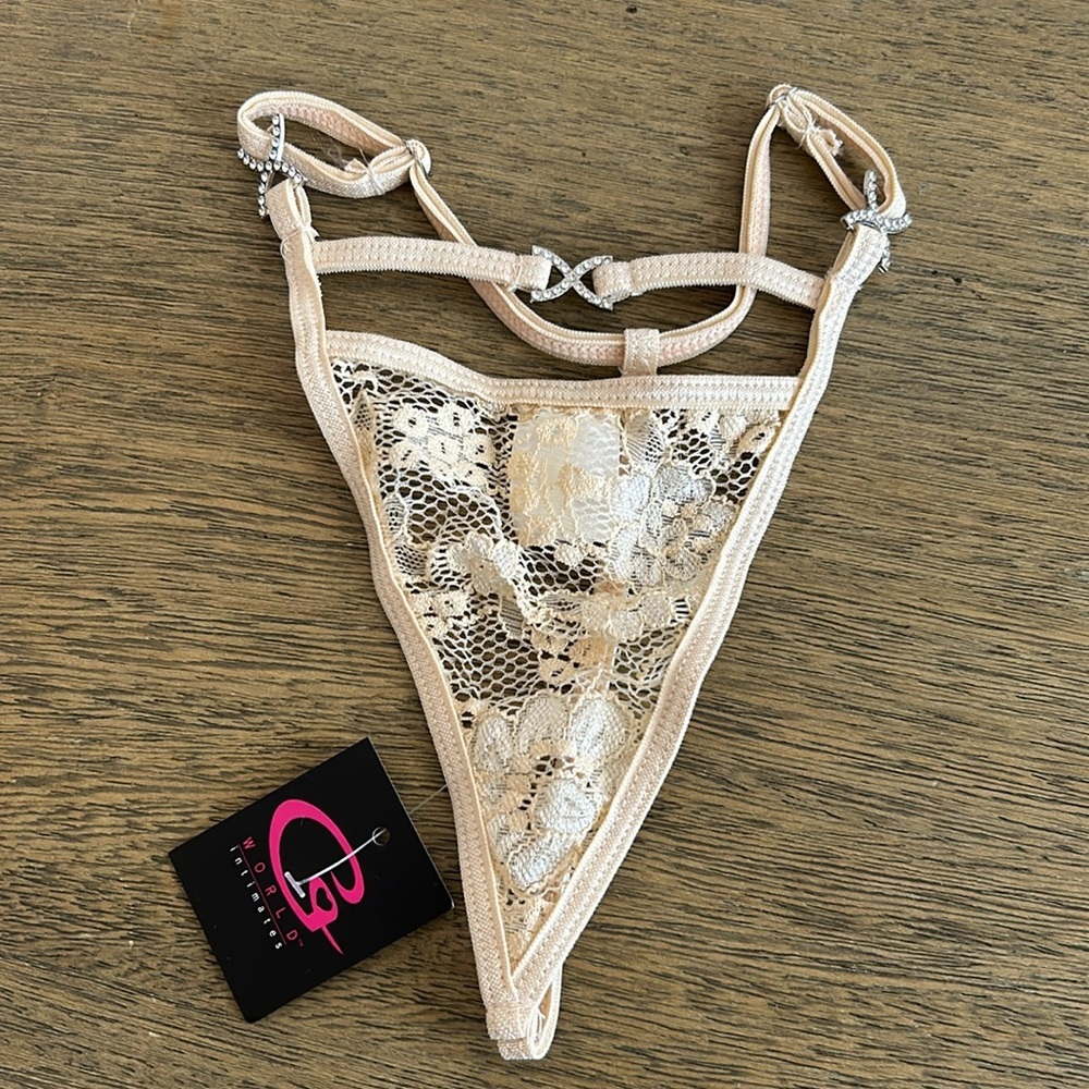 Lace Mesh V-String